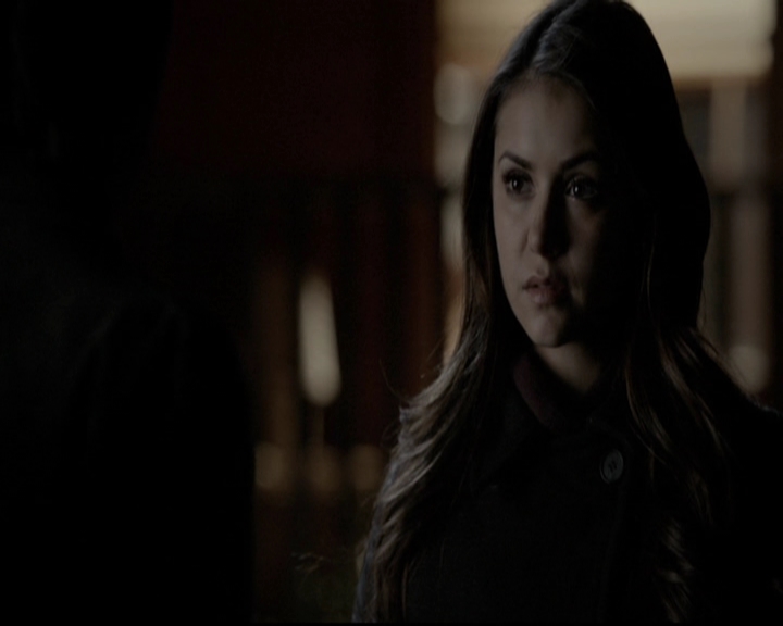 VampireDiariesWorld-dot-org_5x20WhatLiesBeneath2216.jpg