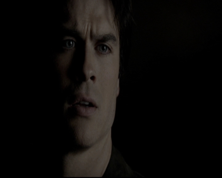 VampireDiariesWorld-dot-org_5x20WhatLiesBeneath2218.jpg