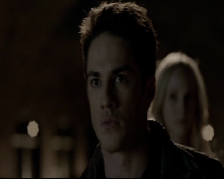 VampireDiariesWorld-dot-org_5x21PromisedLand2143.jpg