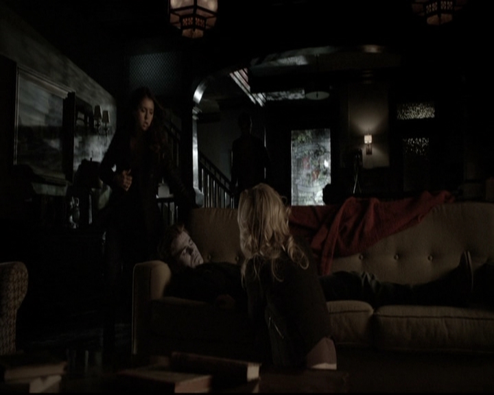 VampireDiariesWorld-dot-org_5x22Home0069.jpg