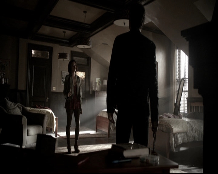 VampireDiariesWorld-dot-org_5x22Home0151.jpg