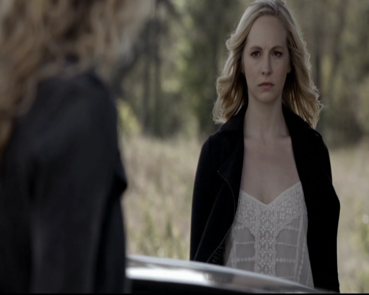 VampireDiariesWorld-dot-org_5x22Home0276.jpg