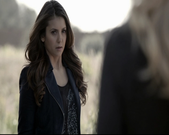 VampireDiariesWorld-dot-org_5x22Home0295.jpg