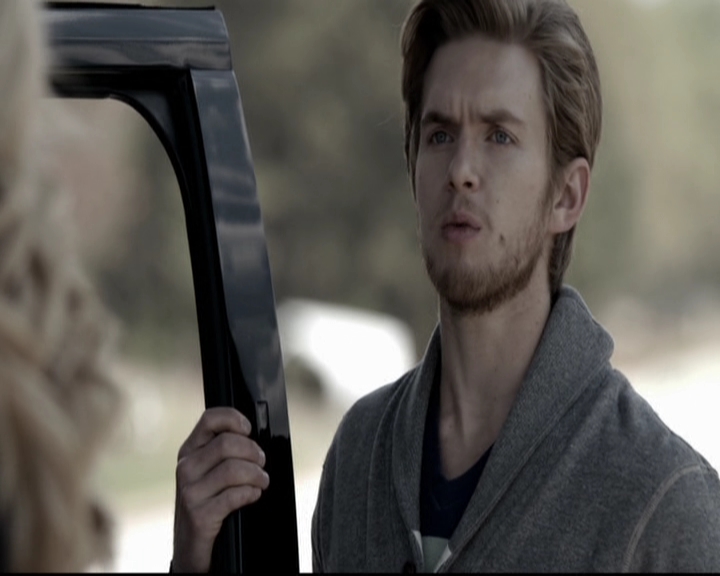 VampireDiariesWorld-dot-org_5x22Home0309.jpg