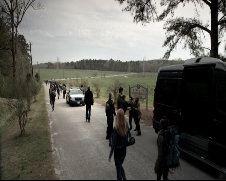 VampireDiariesWorld-dot-org_5x22Home0451.jpg