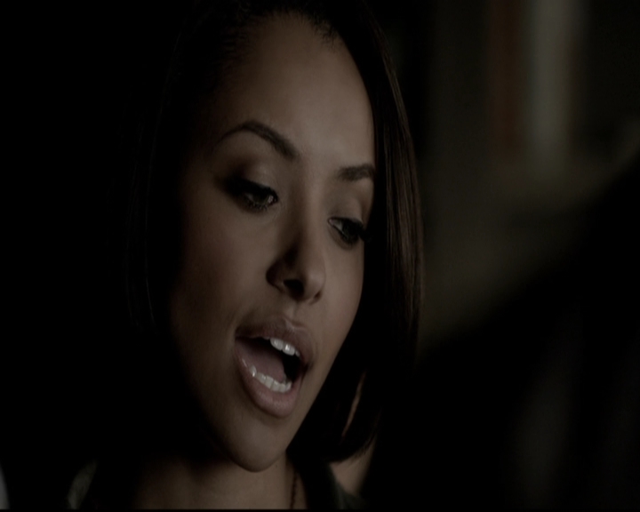 VampireDiariesWorld-dot-org_5x22Home0525.jpg