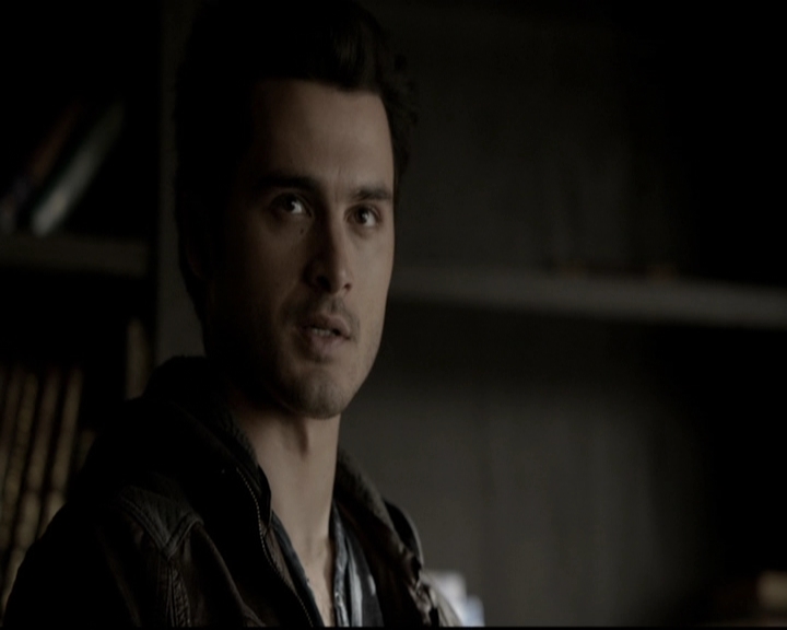 VampireDiariesWorld-dot-org_5x22Home0528.jpg