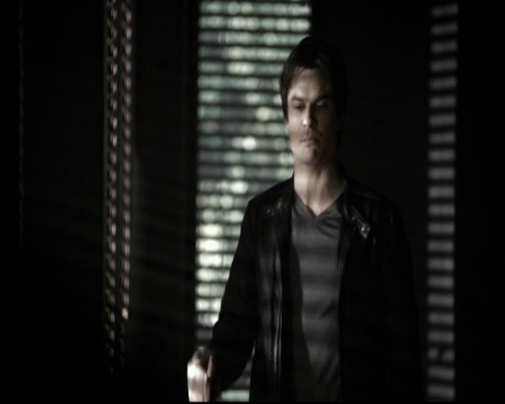 VampireDiariesWorld-dot-org_5x22Home0546.jpg