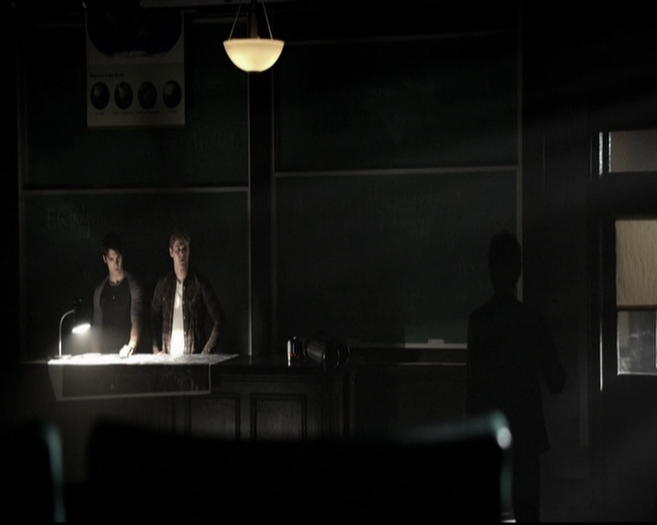 VampireDiariesWorld-dot-org_5x22Home0548.jpg