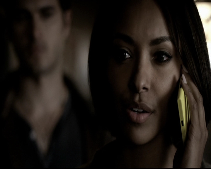 VampireDiariesWorld-dot-org_5x22Home0743.jpg