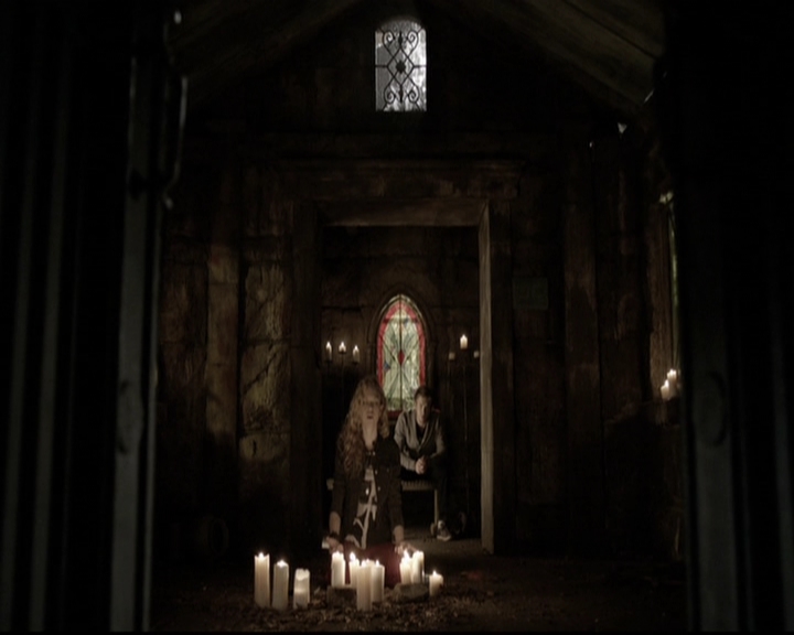 VampireDiariesWorld-dot-org_5x22Home1149.jpg