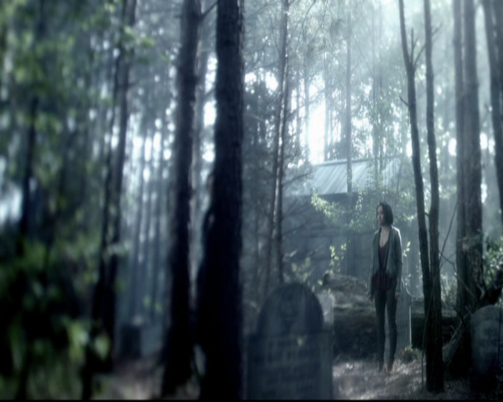 VampireDiariesWorld-dot-org_5x22Home1295.jpg