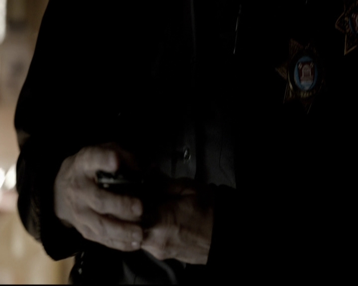 VampireDiariesWorld-dot-org_5x22Home1359.jpg