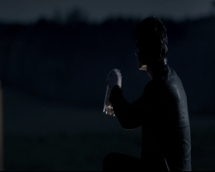 VampireDiariesWorld-dot-org_5x22Home1372.jpg