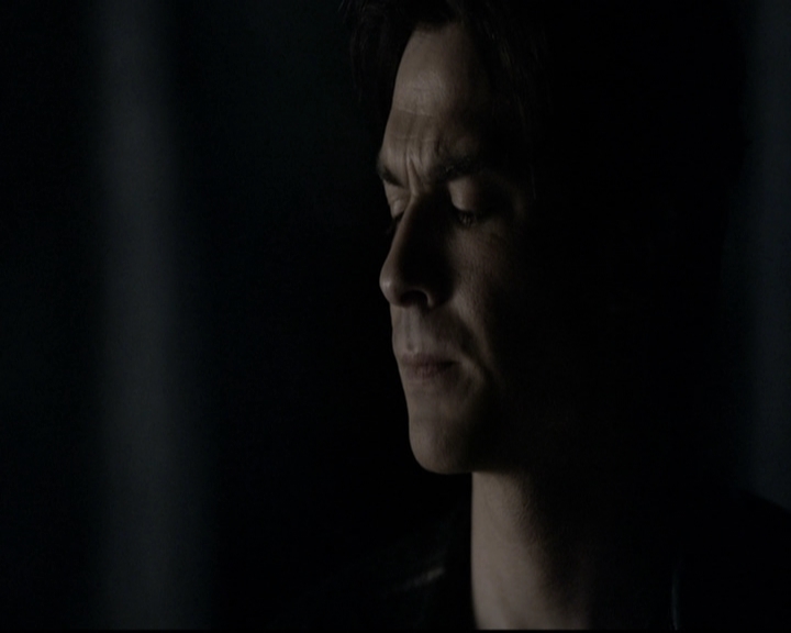 VampireDiariesWorld-dot-org_5x22Home1380.jpg