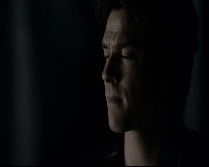 VampireDiariesWorld-dot-org_5x22Home1384.jpg