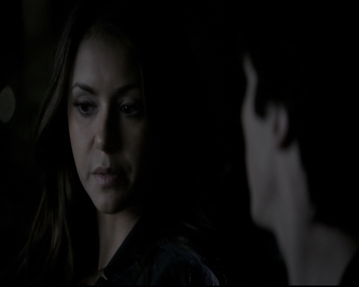 VampireDiariesWorld-dot-org_5x22Home1398.jpg