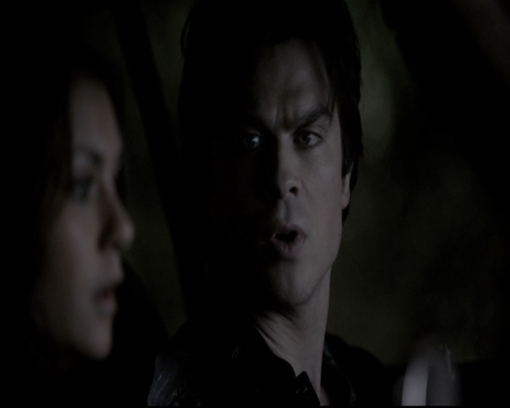 VampireDiariesWorld-dot-org_5x22Home1402.jpg