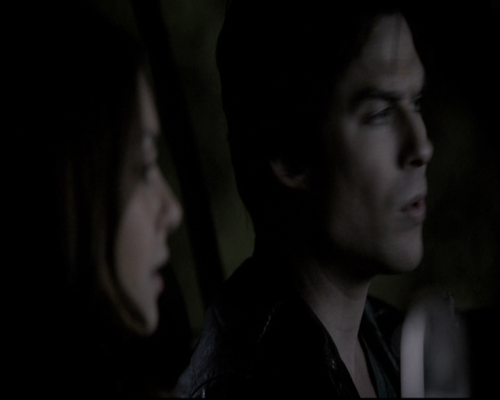 VampireDiariesWorld-dot-org_5x22Home1414.jpg