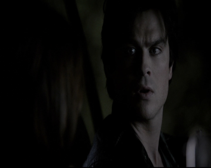 VampireDiariesWorld-dot-org_5x22Home1421.jpg