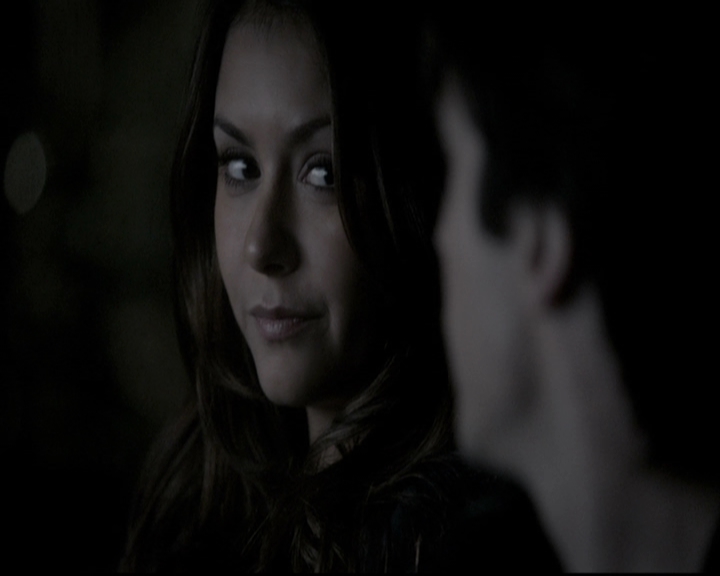 VampireDiariesWorld-dot-org_5x22Home1423.jpg