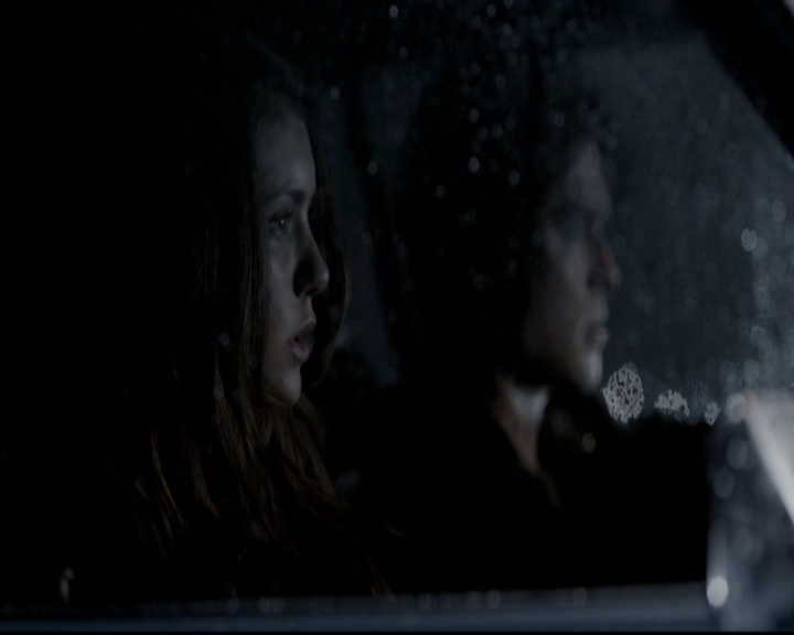 VampireDiariesWorld-dot-org_5x22Home1439.jpg