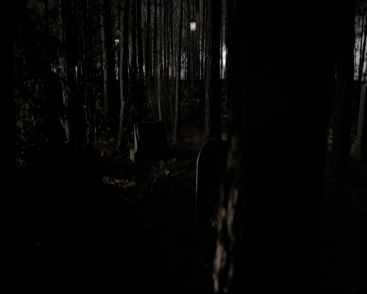 VampireDiariesWorld-dot-org_5x22Home1981.jpg