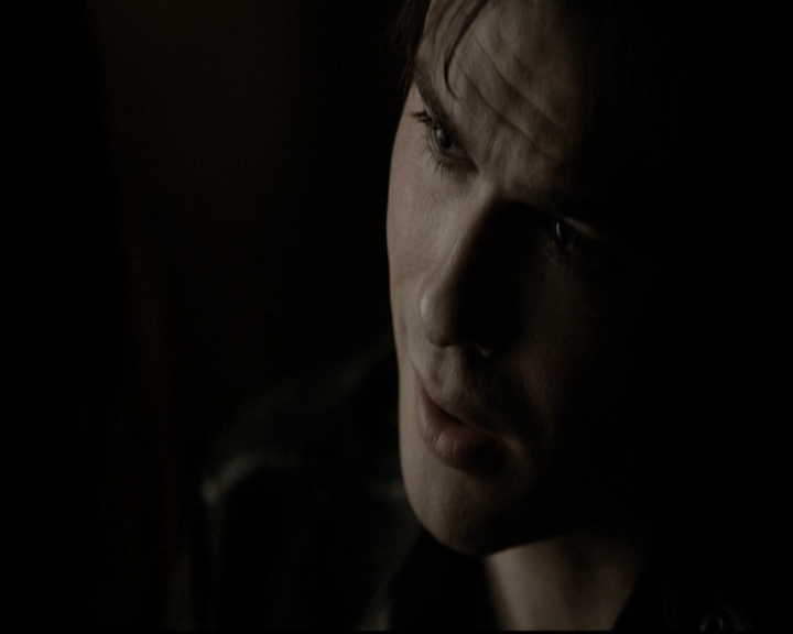 VampireDiariesWorld-dot-org_5x22Home2120.jpg