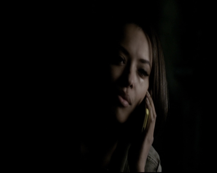 VampireDiariesWorld-dot-org_5x22Home2163.jpg