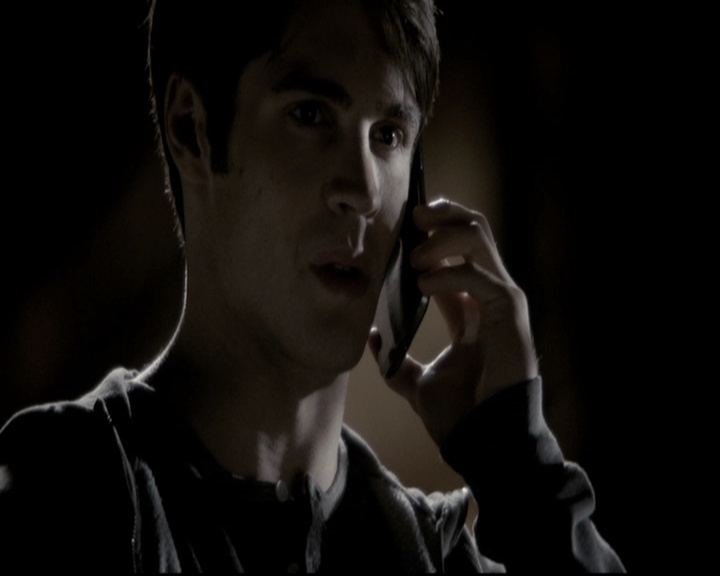 VampireDiariesWorld-dot-org_5x22Home2165.jpg