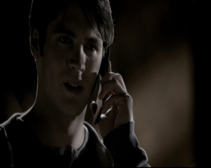 VampireDiariesWorld-dot-org_5x22Home2168.jpg