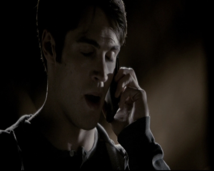 VampireDiariesWorld-dot-org_5x22Home2170.jpg