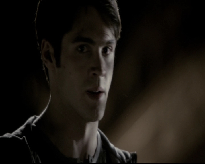 VampireDiariesWorld-dot-org_5x22Home2207.jpg