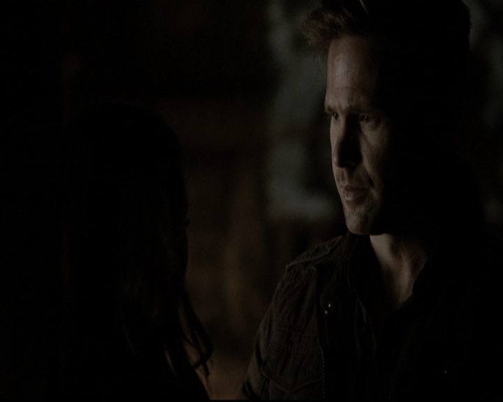 VampireDiariesWorld-dot-org_5x22Home2229.jpg