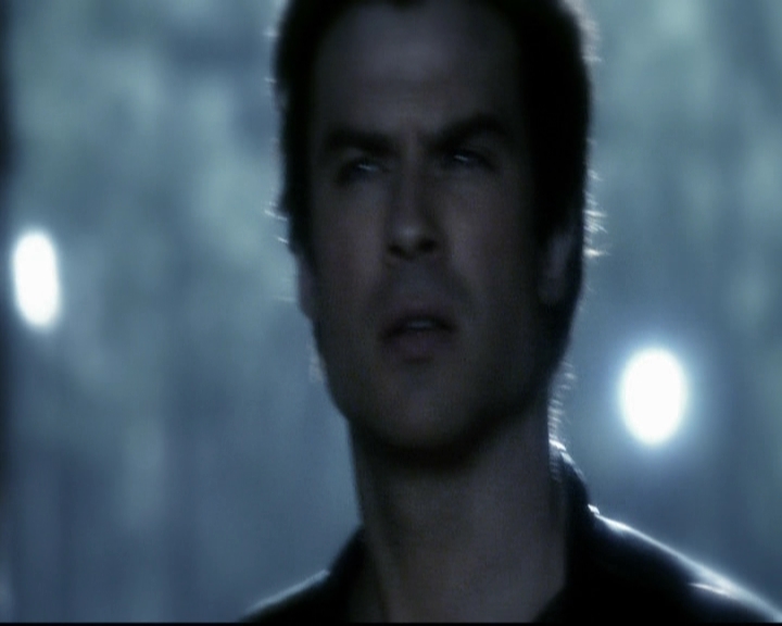 VampireDiariesWorld-dot-org_5x22Home2285.jpg