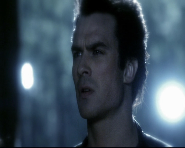 VampireDiariesWorld-dot-org_5x22Home2293.jpg