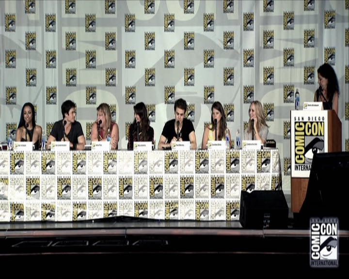 VampireDiariesWorld-dot-org_2013ComicConPanel1472.jpg