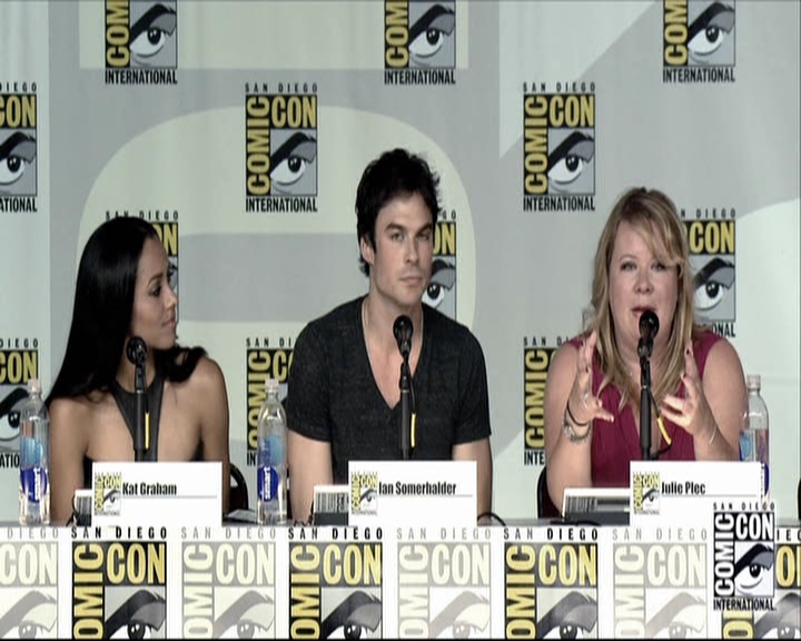 VampireDiariesWorld-dot-org_2013ComicConPanel1630.jpg