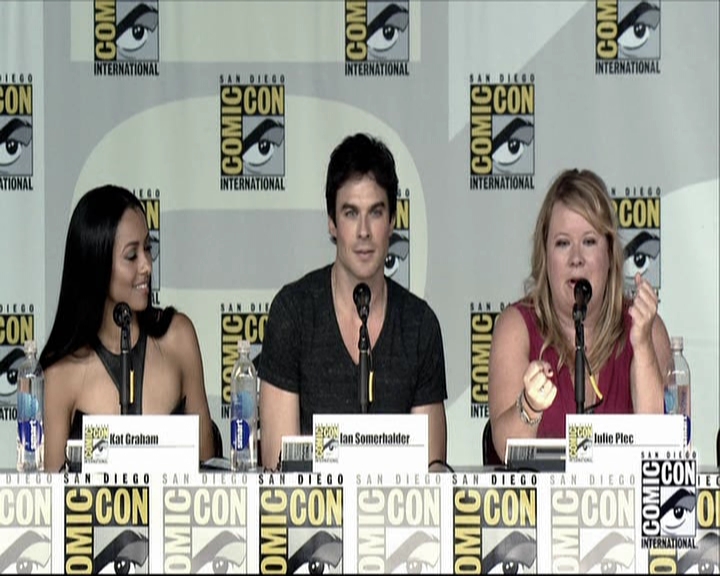 VampireDiariesWorld-dot-org_2013ComicConPanel1638.jpg