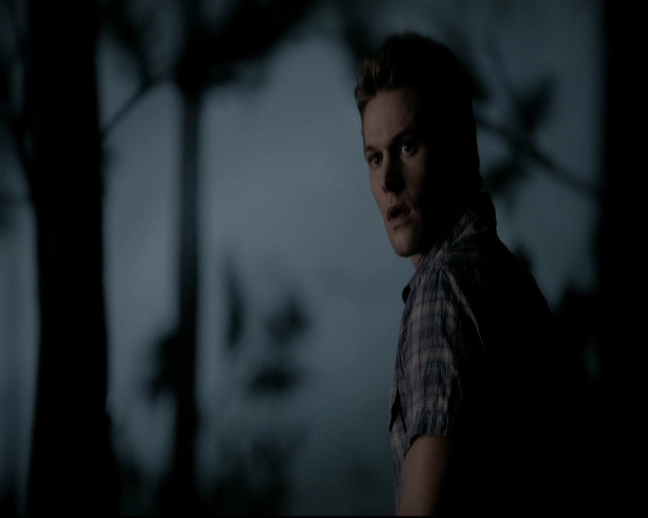 VampireDiariesWorld-dot-org_S5-TheVampireDiariesToTheOtherSideAndBack0188.jpg