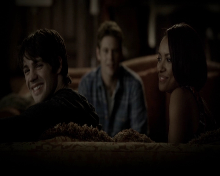 VampireDiariesWorld-dot-org_S5-TheVampireDiariesToTheOtherSideAndBack0241.jpg