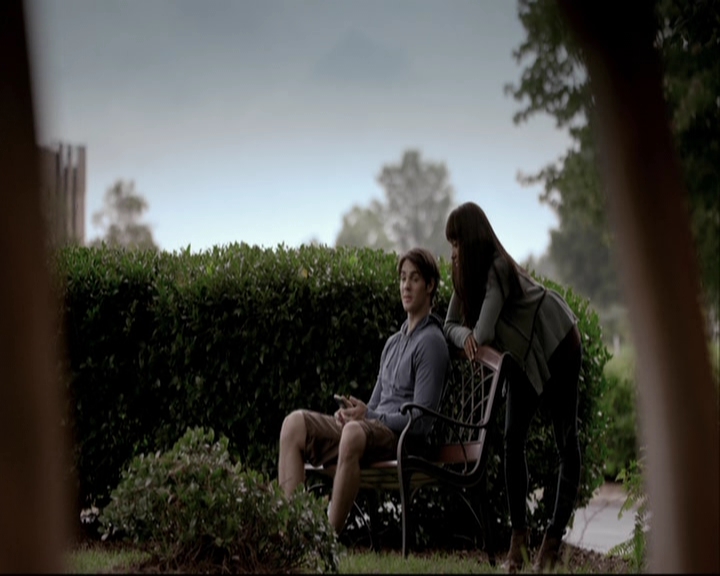 VampireDiariesWorld-dot-org_S5-TheVampireDiariesToTheOtherSideAndBack0283.jpg