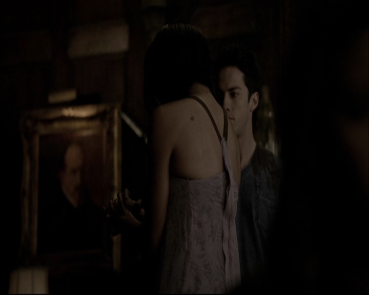 VampireDiariesWorld-dot-org_S5-TheVampireDiariesToTheOtherSideAndBack0406.jpg