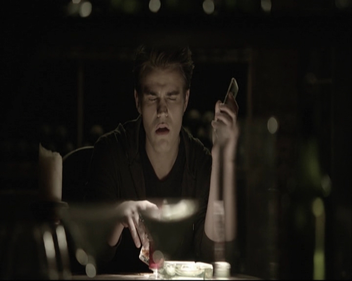 VampireDiariesWorld-dot-org_S5-SeconBite_GAGReel0145.jpg