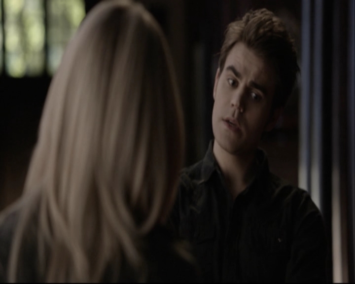 VampireDiariesWorld-dot-org_S5-SeconBite_GAGReel0157.jpg