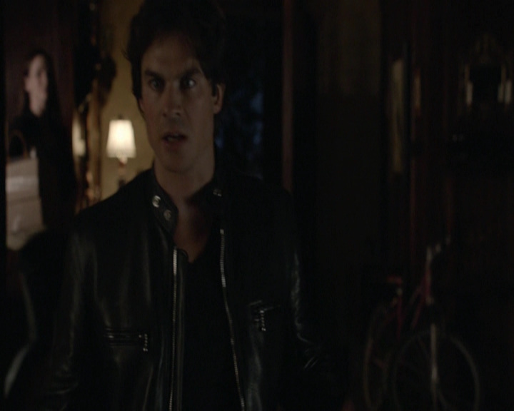 VampireDiariesWorld-dot-nl_7x01DayOneOfTwentyThousandGiveOrTake-deletedscenes0020.jpg