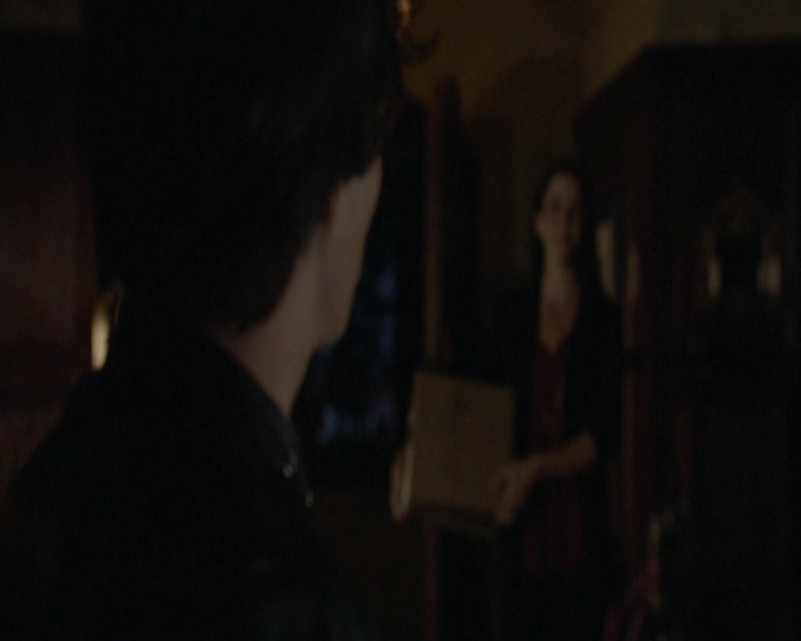 VampireDiariesWorld-dot-nl_7x01DayOneOfTwentyThousandGiveOrTake-deletedscenes0028.jpg