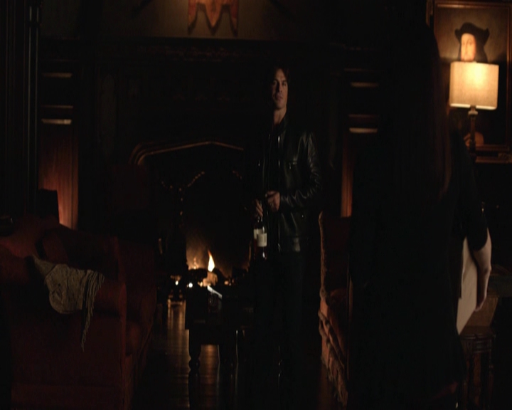 VampireDiariesWorld-dot-nl_7x01DayOneOfTwentyThousandGiveOrTake-deletedscenes0041.jpg