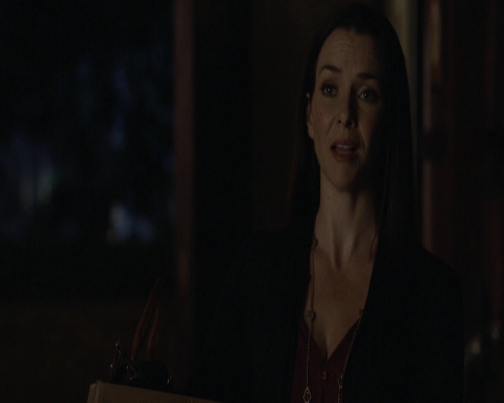 VampireDiariesWorld-dot-nl_7x01DayOneOfTwentyThousandGiveOrTake-deletedscenes0050.jpg