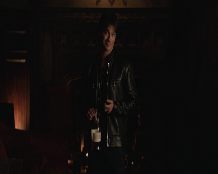 VampireDiariesWorld-dot-nl_7x01DayOneOfTwentyThousandGiveOrTake-deletedscenes0056.jpg